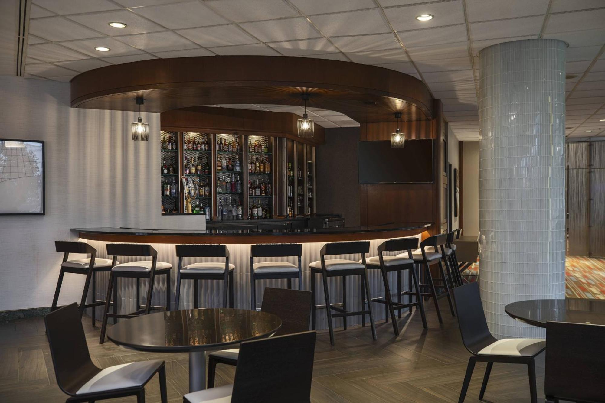Washington Dulles Marriott Suites Херндон Экстерьер фото