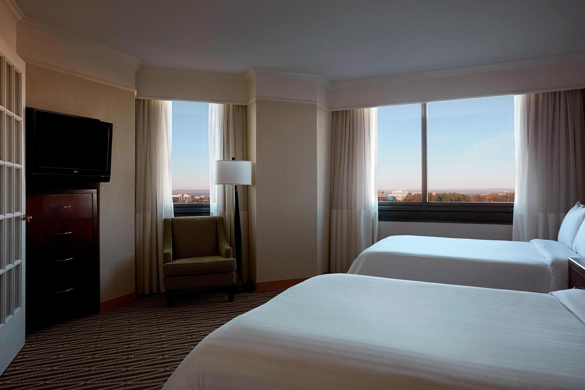 Washington Dulles Marriott Suites Херндон Экстерьер фото